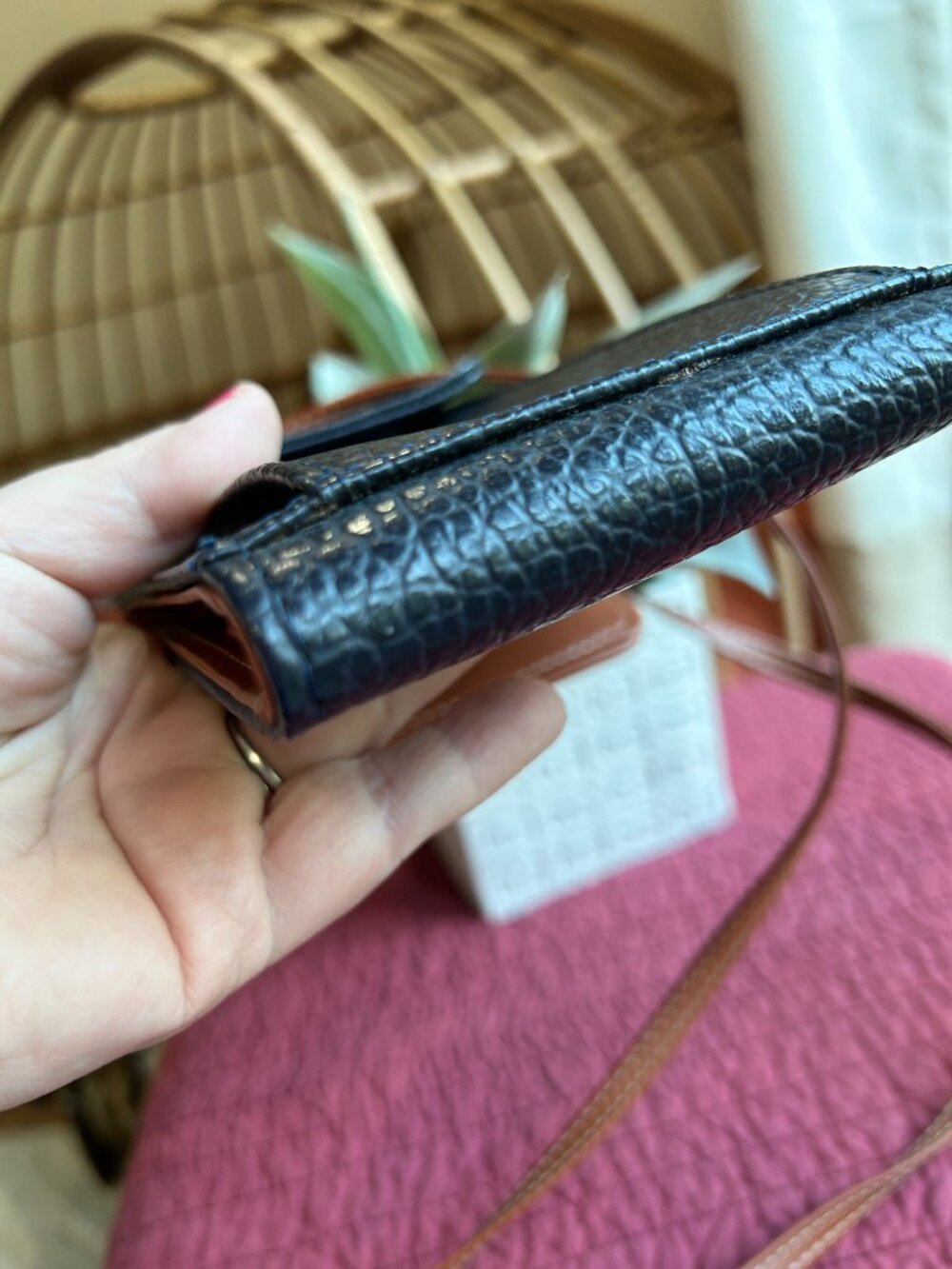 👜 Dooney & Bourke Pebbled Leather Crossbody | Navy + Tan Trim - Picture 7 of 13